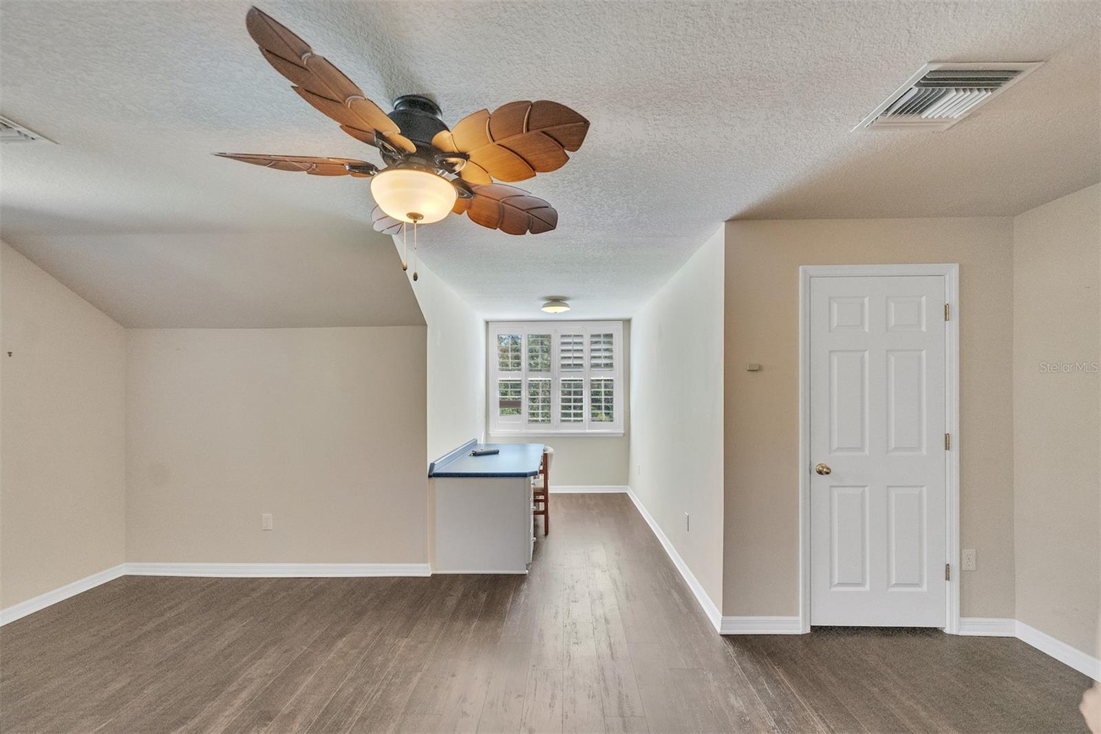 Home in TAMPA — photo 33
