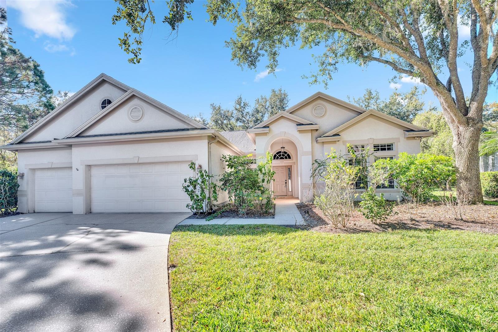 Home in TAMPA — photo 2