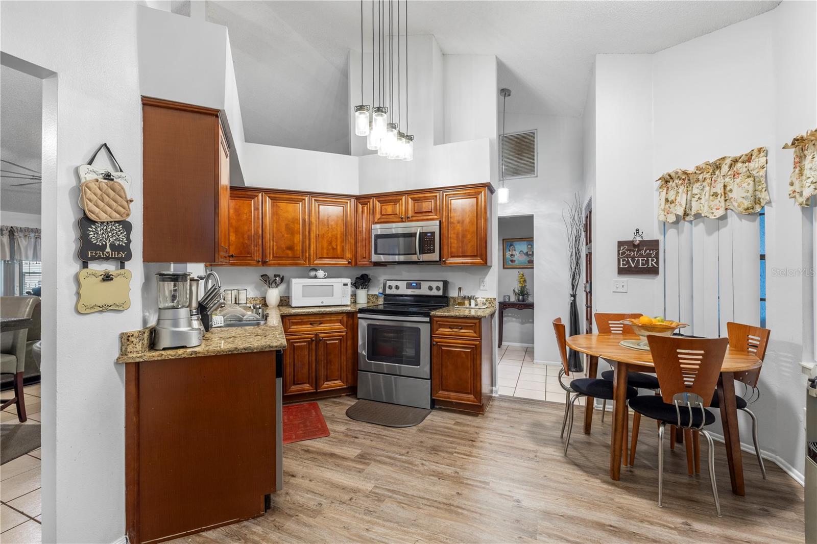 1215 RINKFIELD PL — photo 20