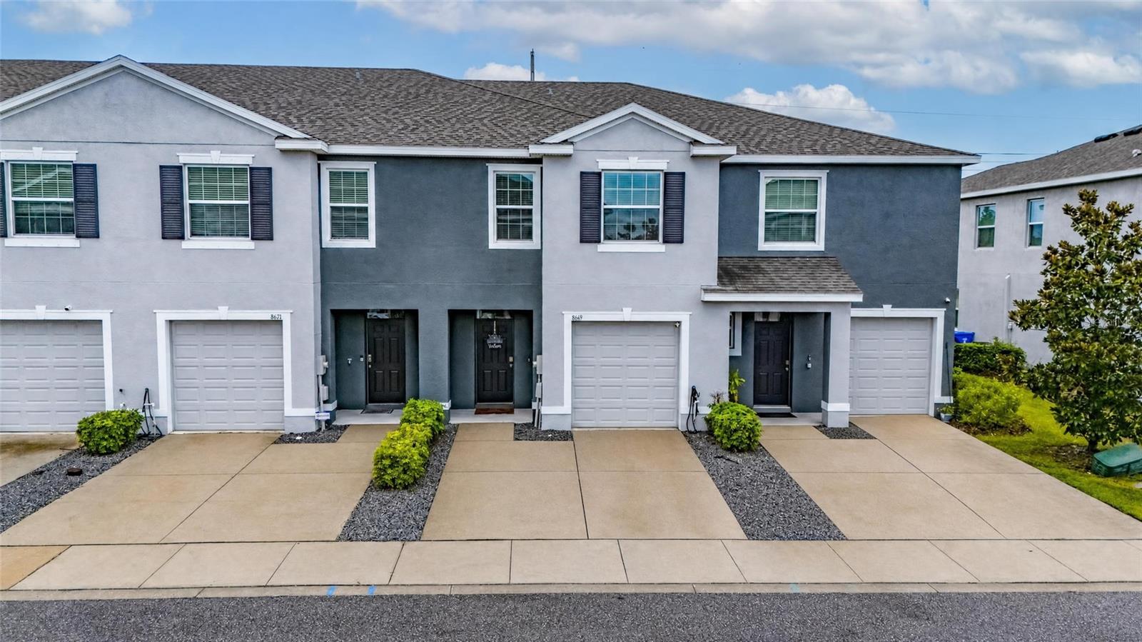 8669 FALLING BLUE PL — photo 2