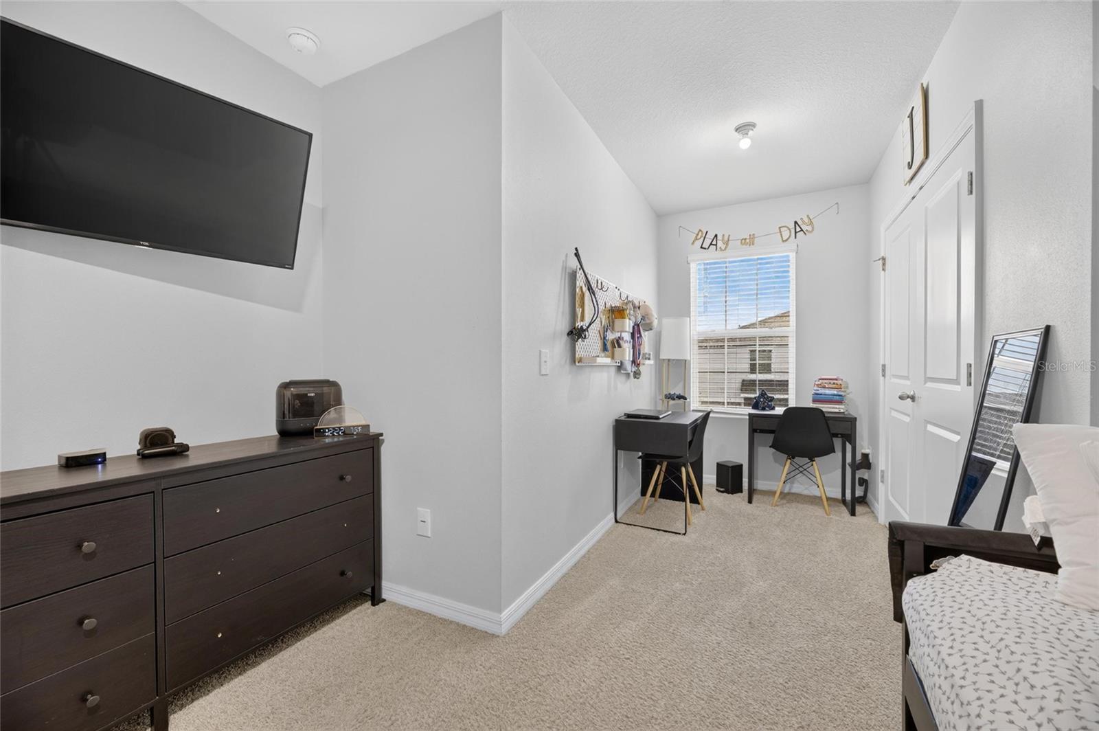 8669 FALLING BLUE PL — photo 55