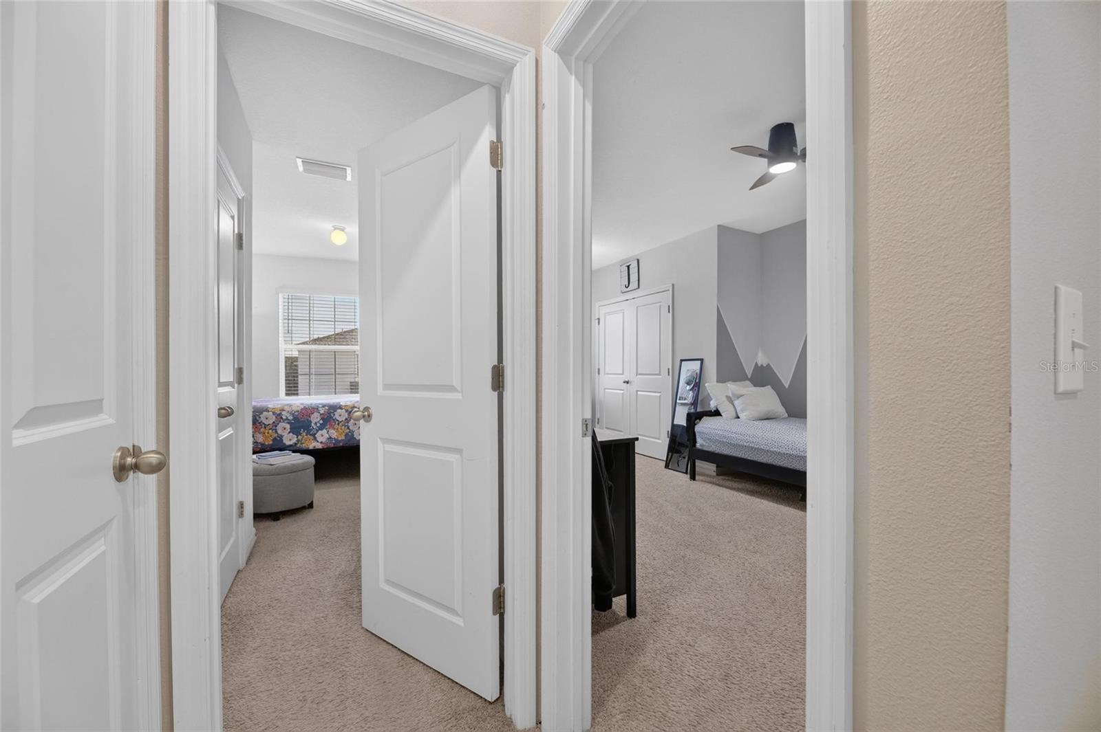 8669 FALLING BLUE PL — photo 41
