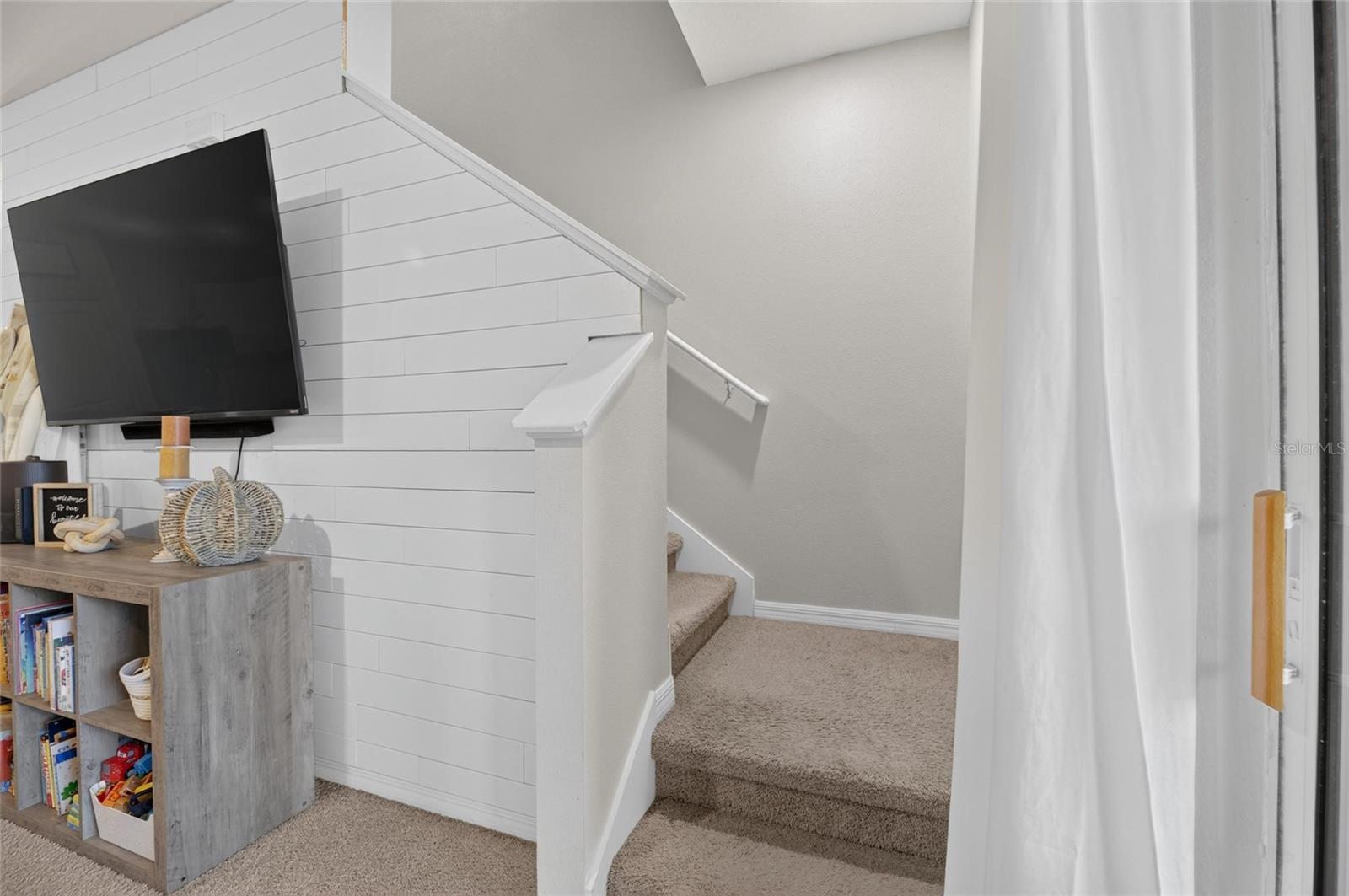 8669 FALLING BLUE PL — photo 35