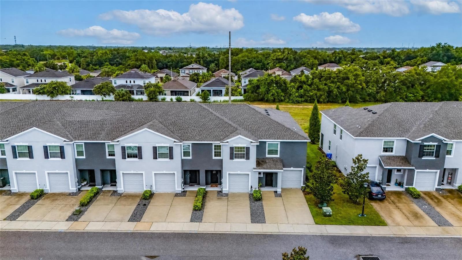 8669 FALLING BLUE PL — photo 4