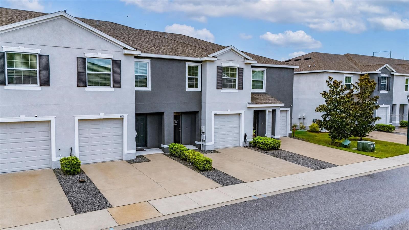 8669 FALLING BLUE PL — photo 3