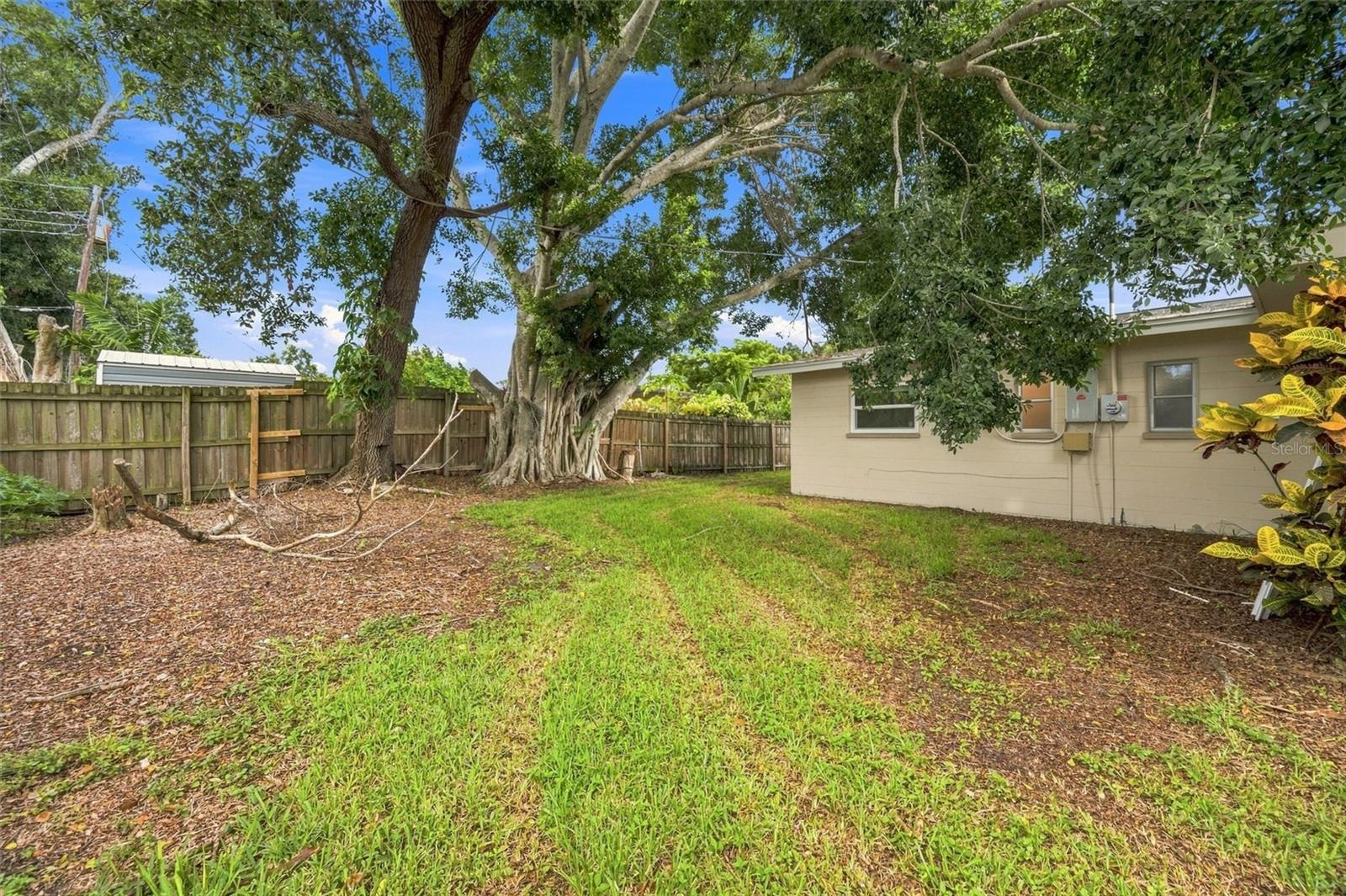 1906 15TH AVENUE DR W — photo 31