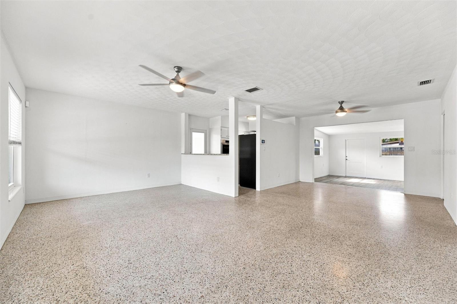 1906 15TH AVENUE DR W — photo 3