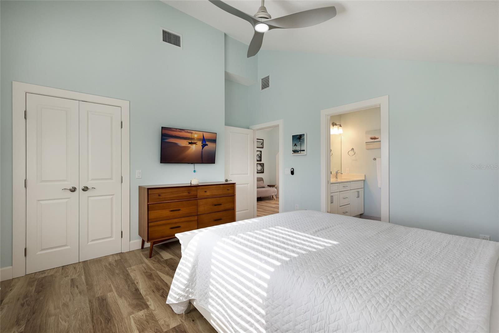 315 HAMMOCK CIR — photo 28