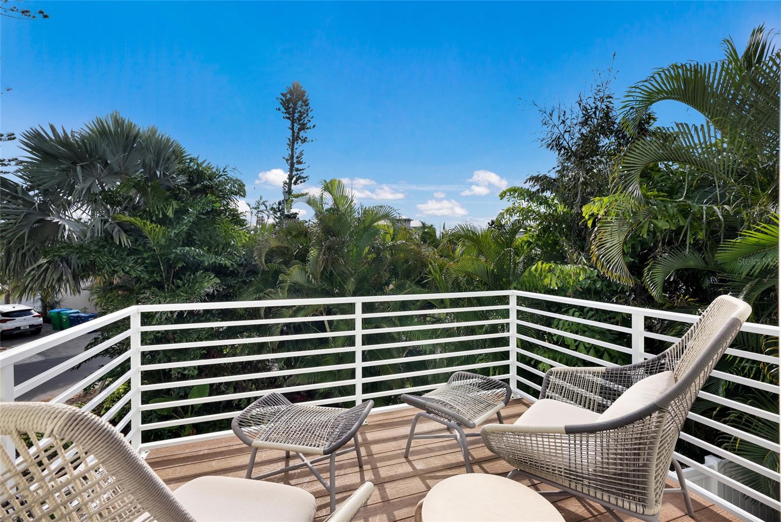 315 HAMMOCK CIR — photo 36