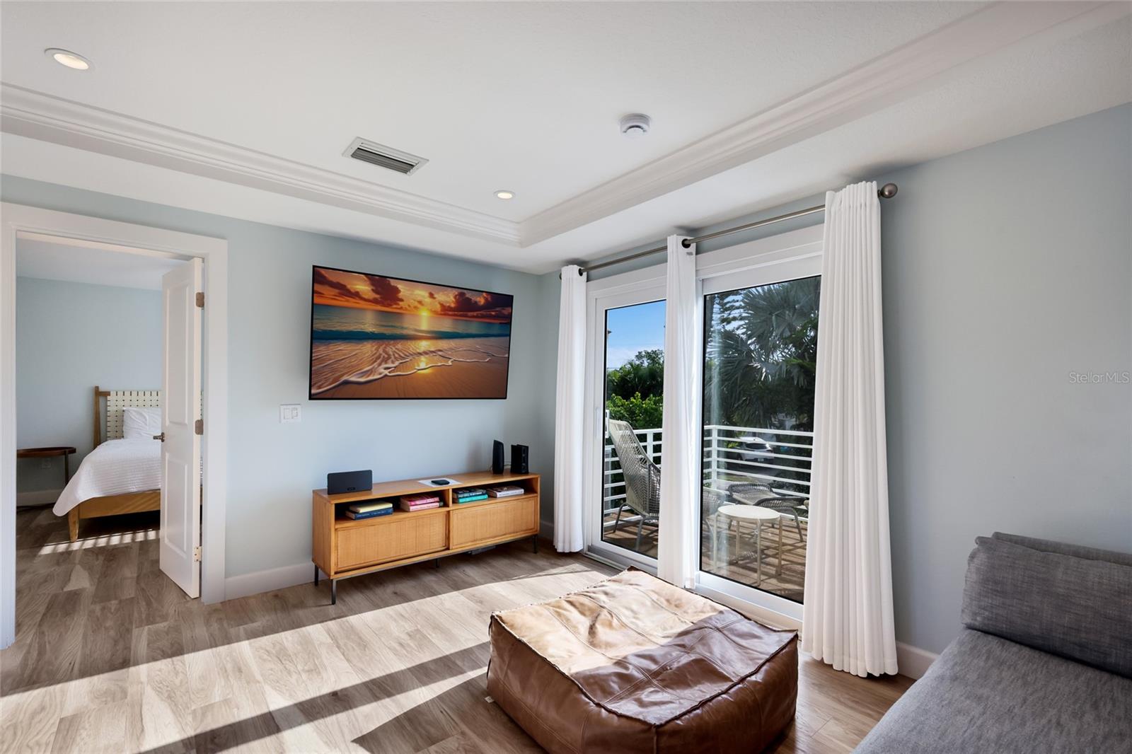 315 HAMMOCK CIR — photo 14