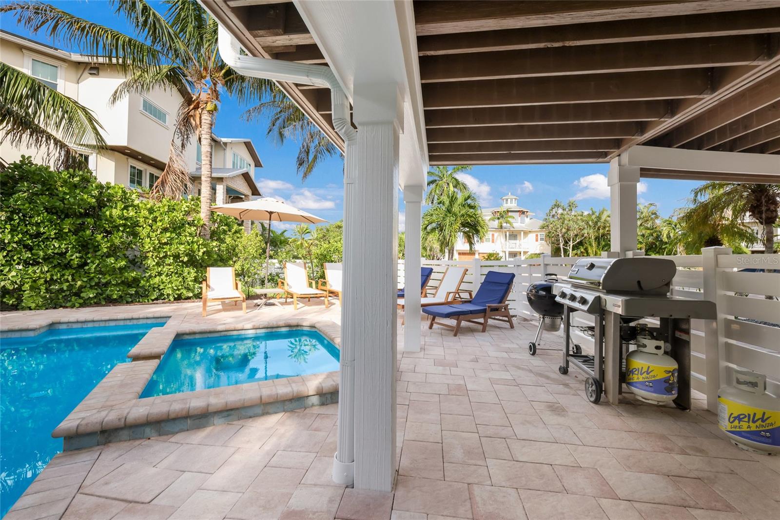 315 HAMMOCK CIR — photo 44