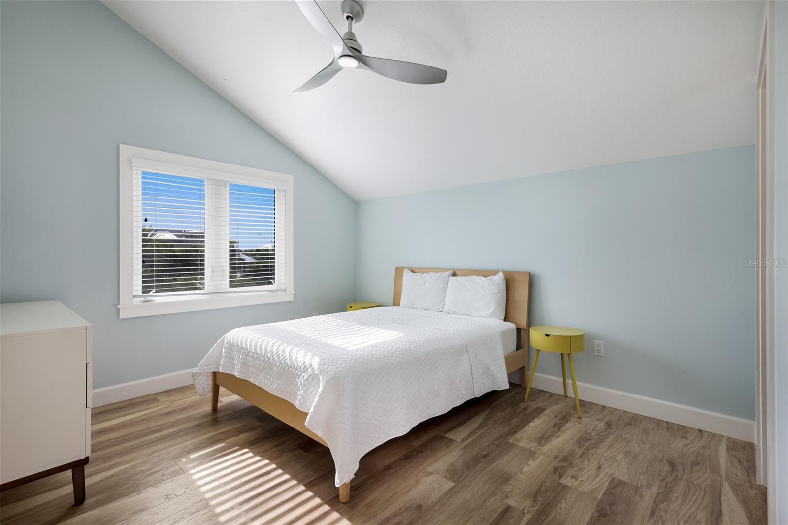 315 HAMMOCK CIR — photo 26