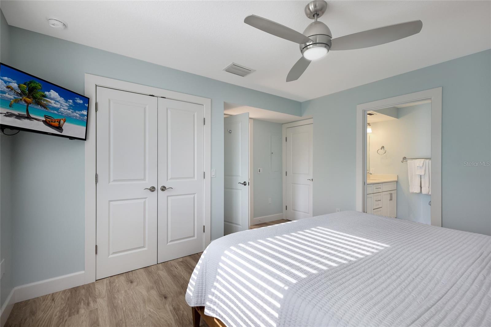 315 HAMMOCK CIR — photo 22
