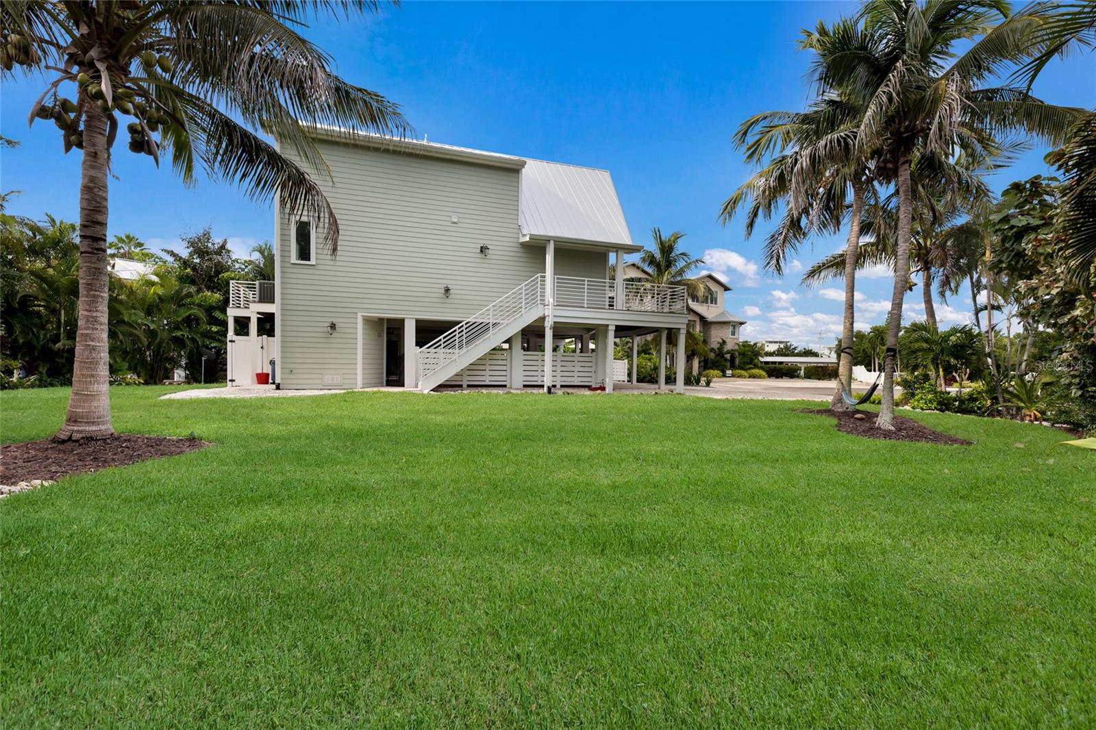 315 HAMMOCK CIR — photo 48