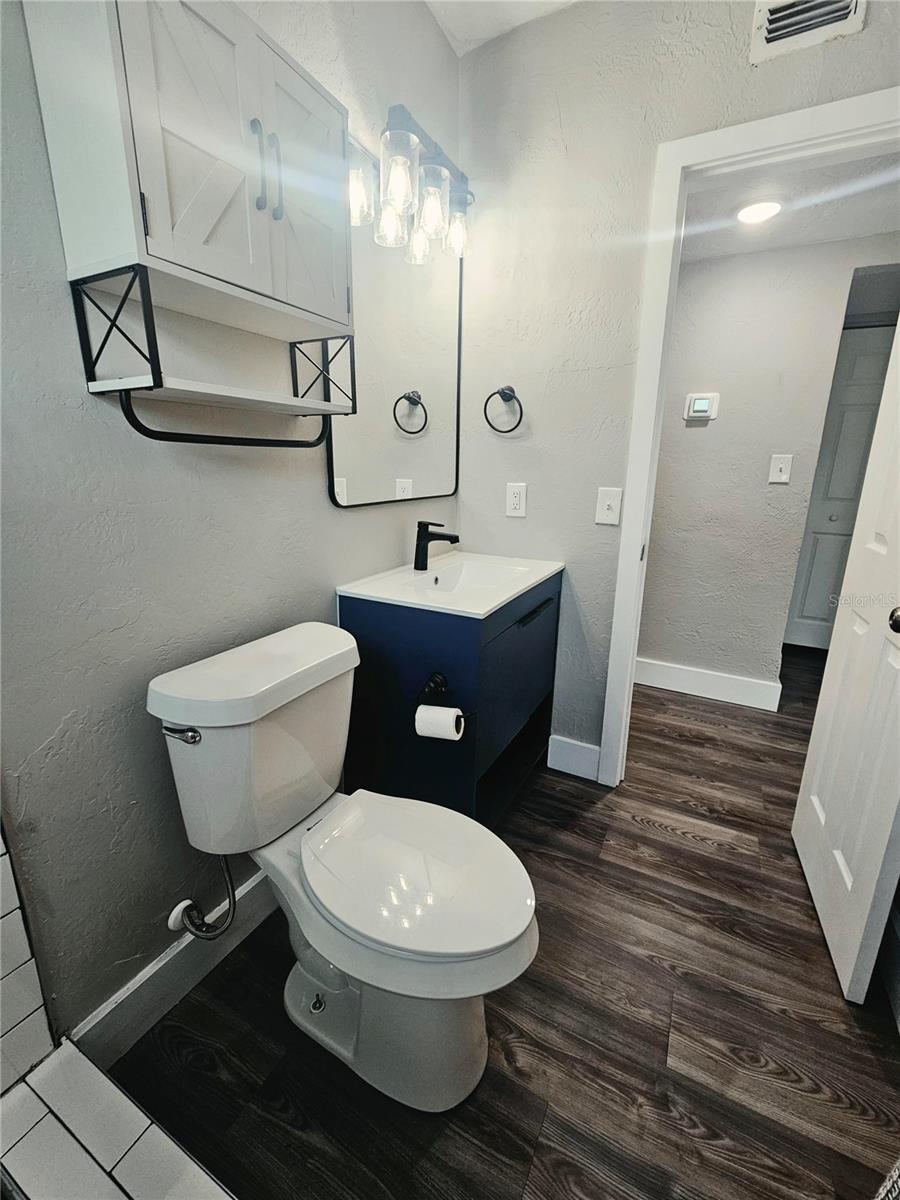 826 53RD TER N — photo 27