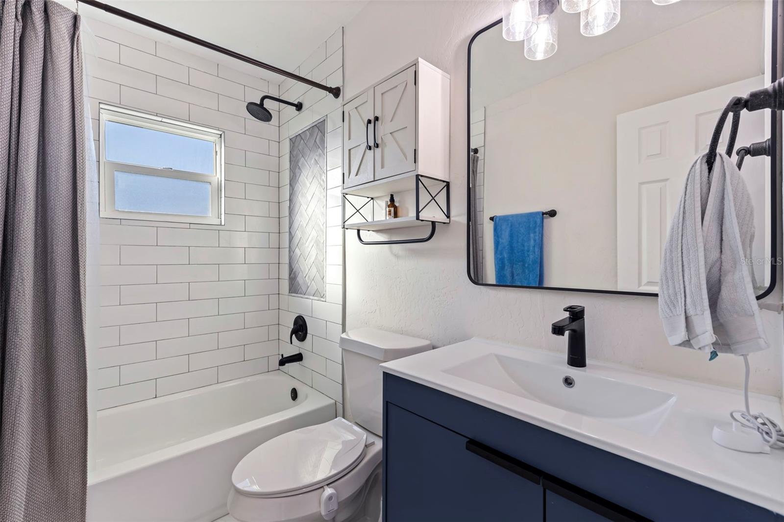 826 53RD TER N — photo 12