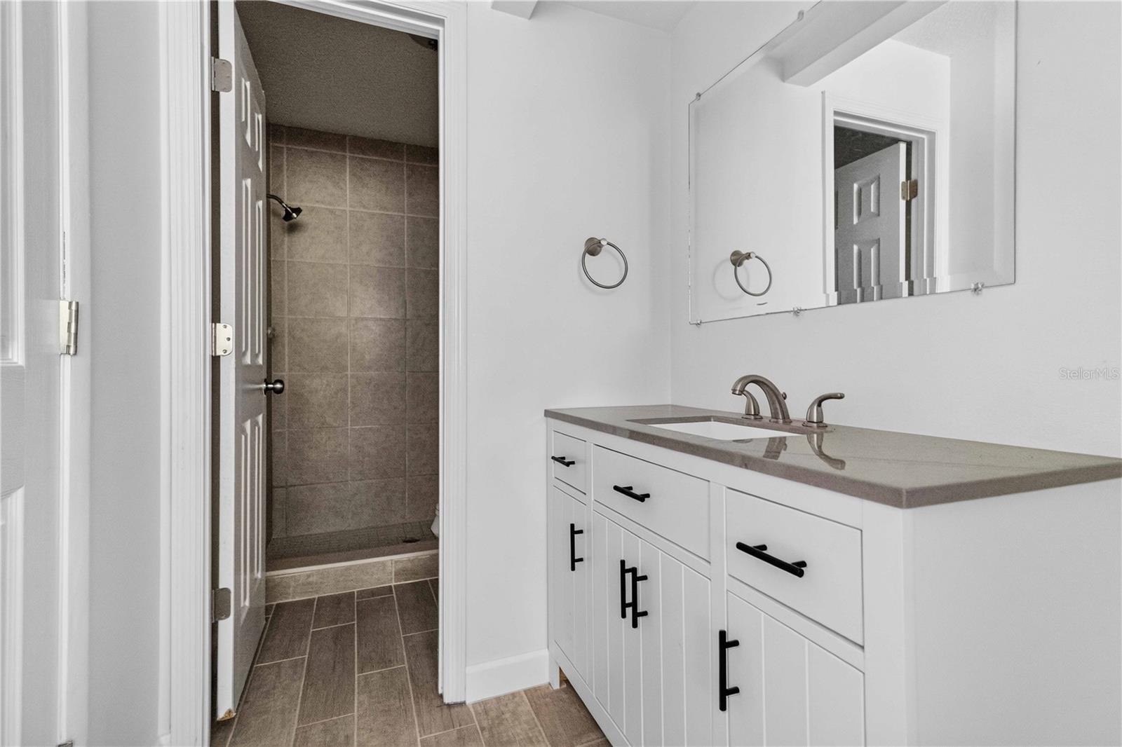 1125 LONGFELLOW WAY #125-B — photo 18