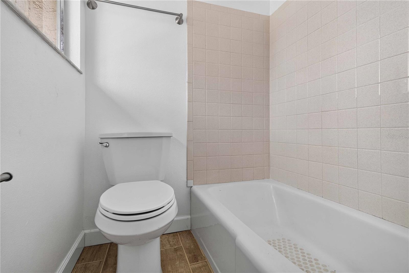 1125 LONGFELLOW WAY #125-B — photo 23