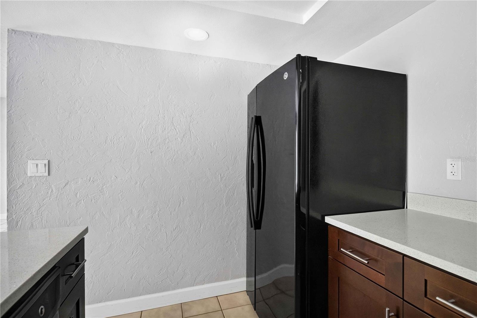 1125 LONGFELLOW WAY #125-B — photo 8