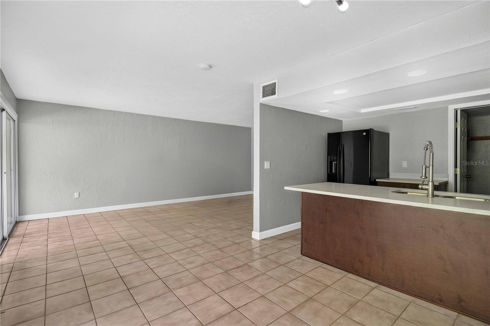 1125 LONGFELLOW WAY #125-B — photo 10