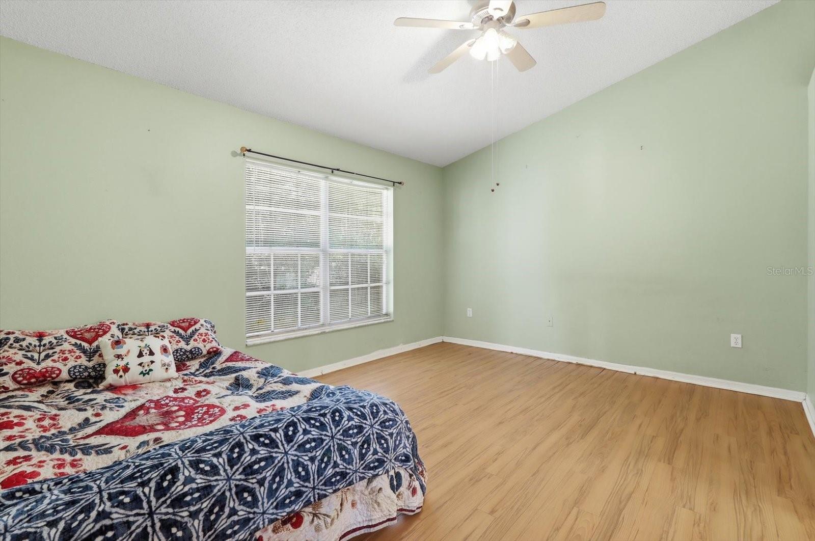 10417 ASHVIEW LN — photo 18
