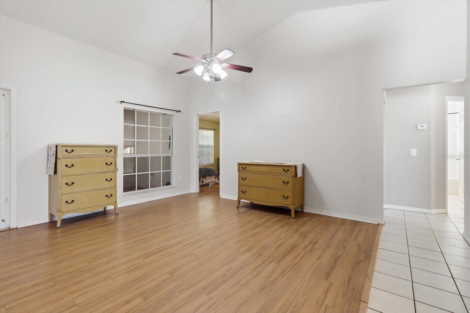 10417 ASHVIEW LN — photo 8