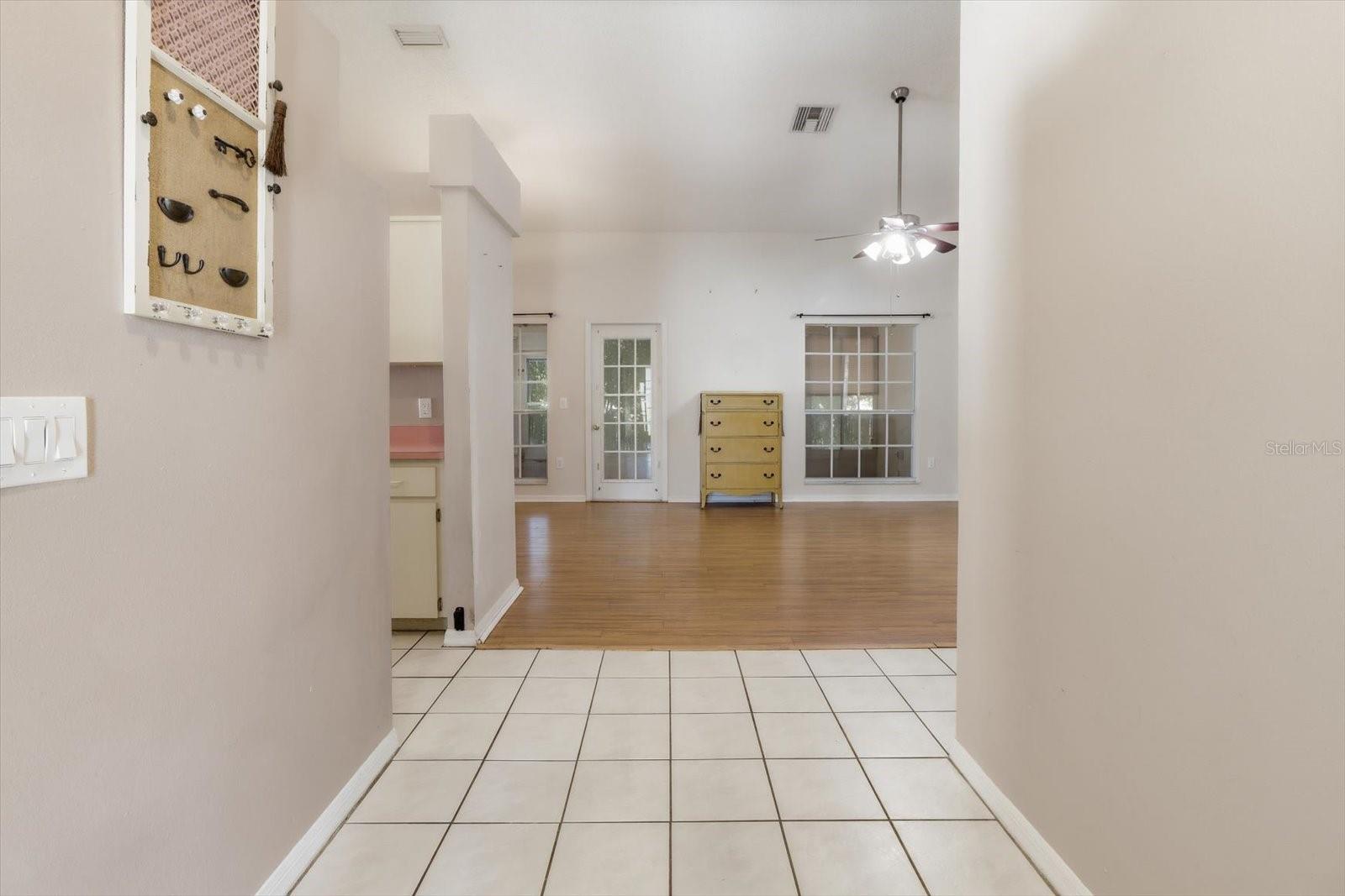 10417 ASHVIEW LN — photo 7