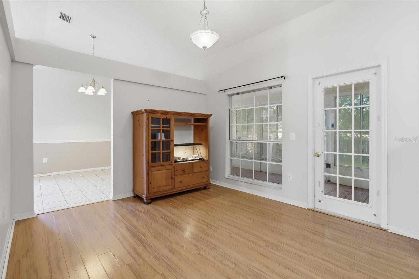 10417 ASHVIEW LN — photo 16
