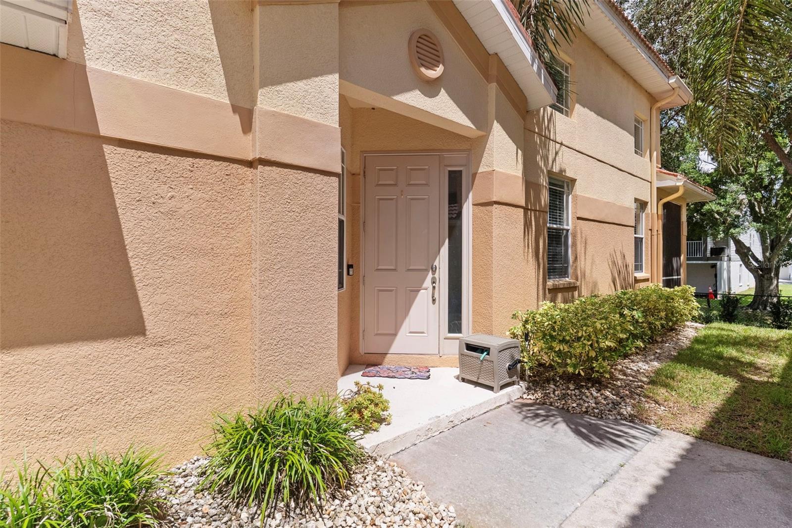 1437 RIDGE TER — photo 4