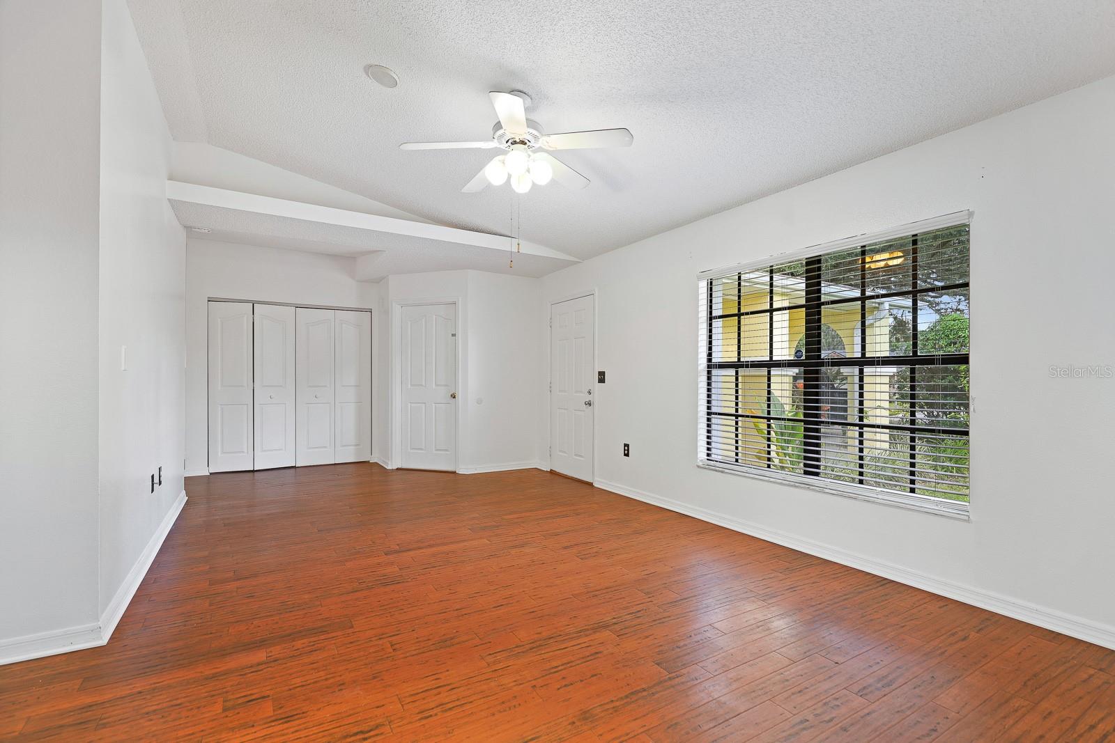 6346 SILVER OAKS DR — photo 7