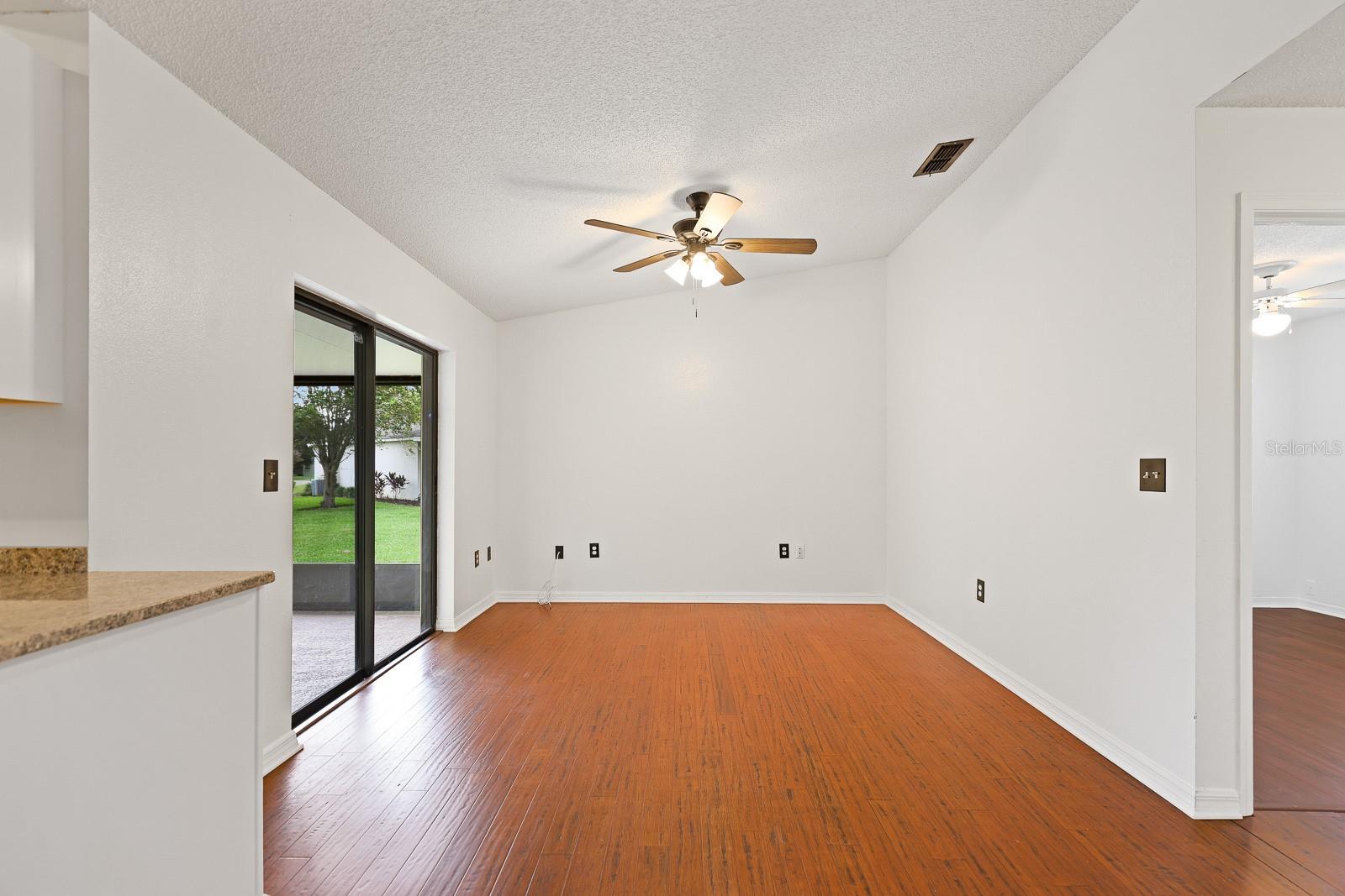 6346 SILVER OAKS DR — photo 12