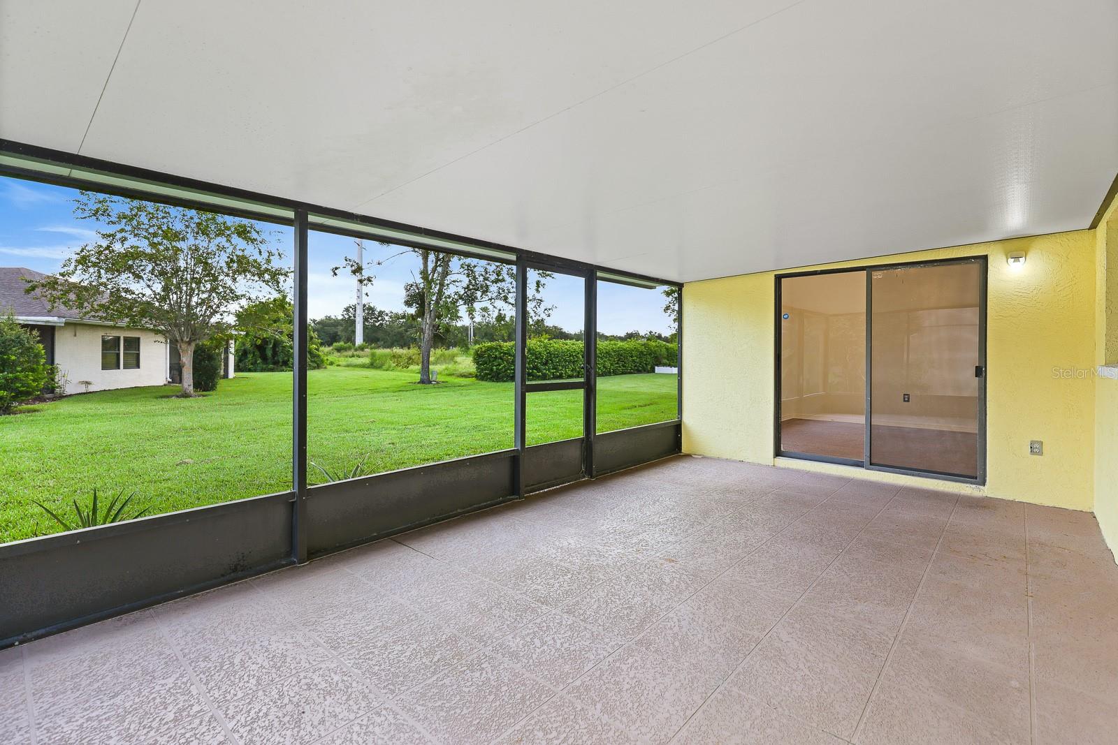 6346 SILVER OAKS DR — photo 23
