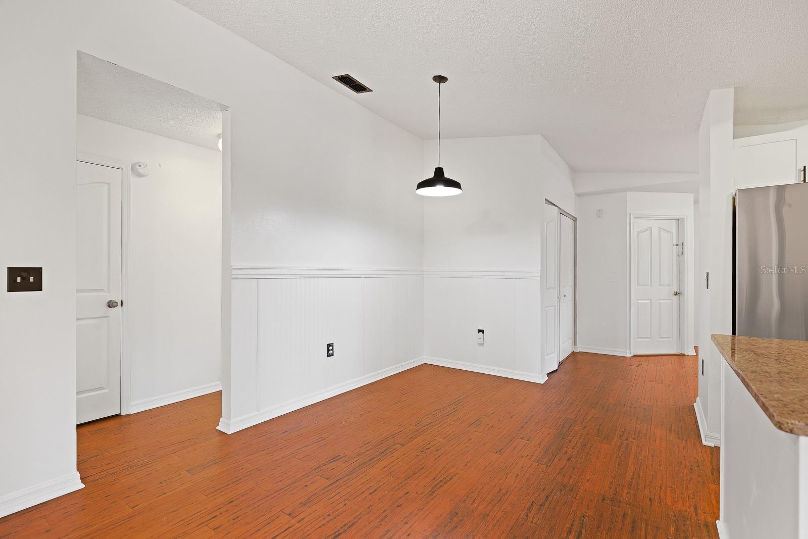6346 SILVER OAKS DR — photo 10