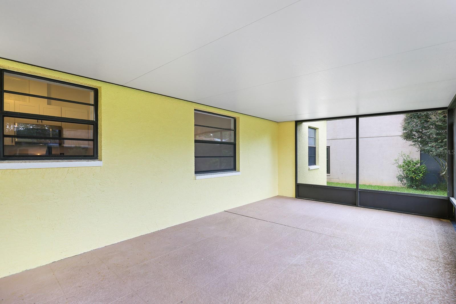 6346 SILVER OAKS DR — photo 24