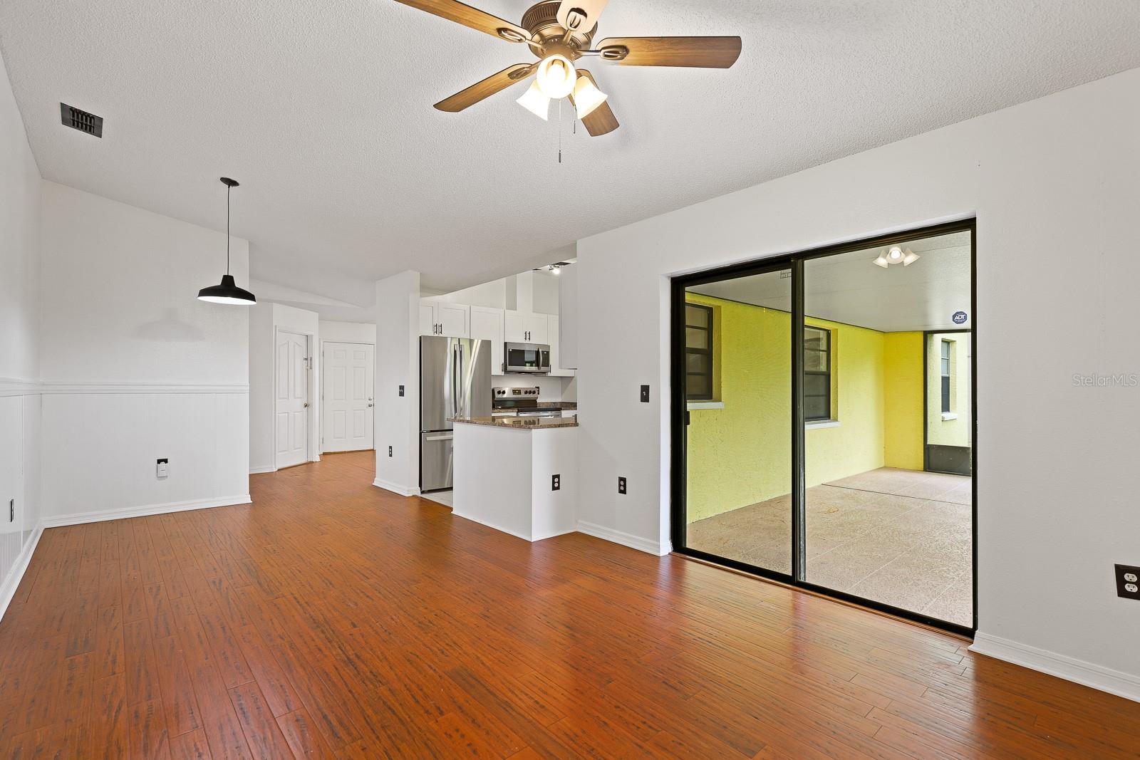 6346 SILVER OAKS DR — photo 11