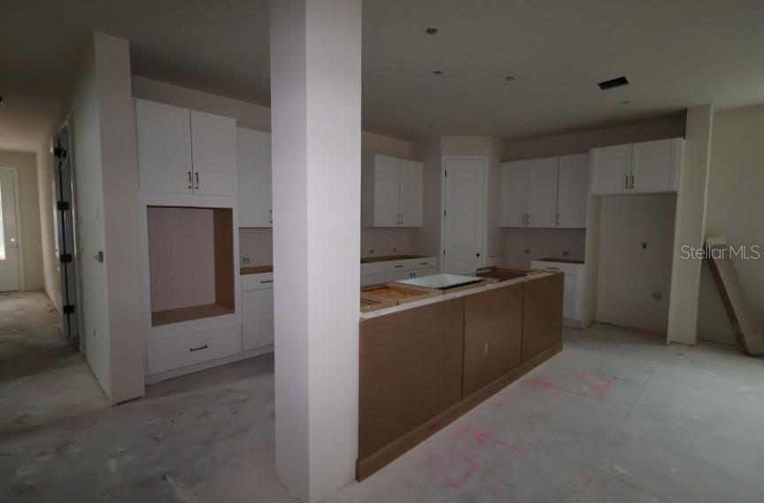 2926 W ELLIS DR — photo 9