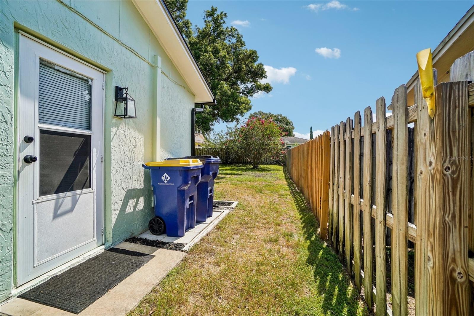 3420 PALOMA DR — photo 22