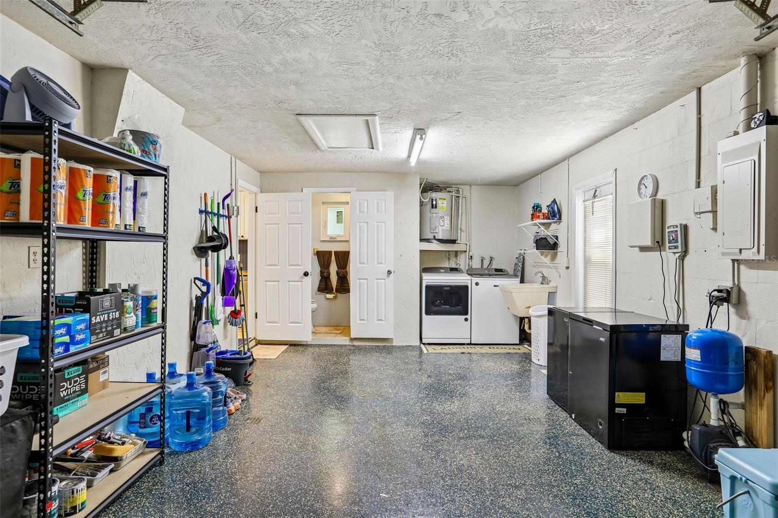 3420 PALOMA DR — photo 16