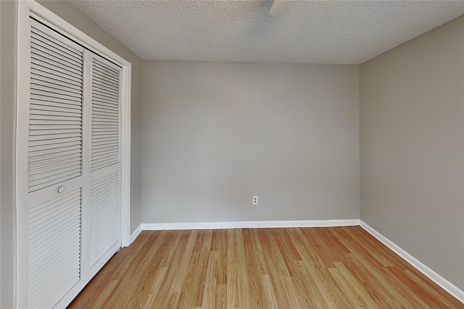 Home in BRANDON — photo 11