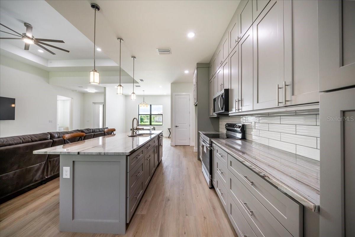 12060 MARGARITA AVE — photo 29