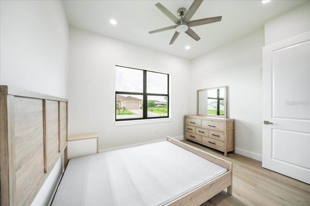 12060 MARGARITA AVE — photo 14