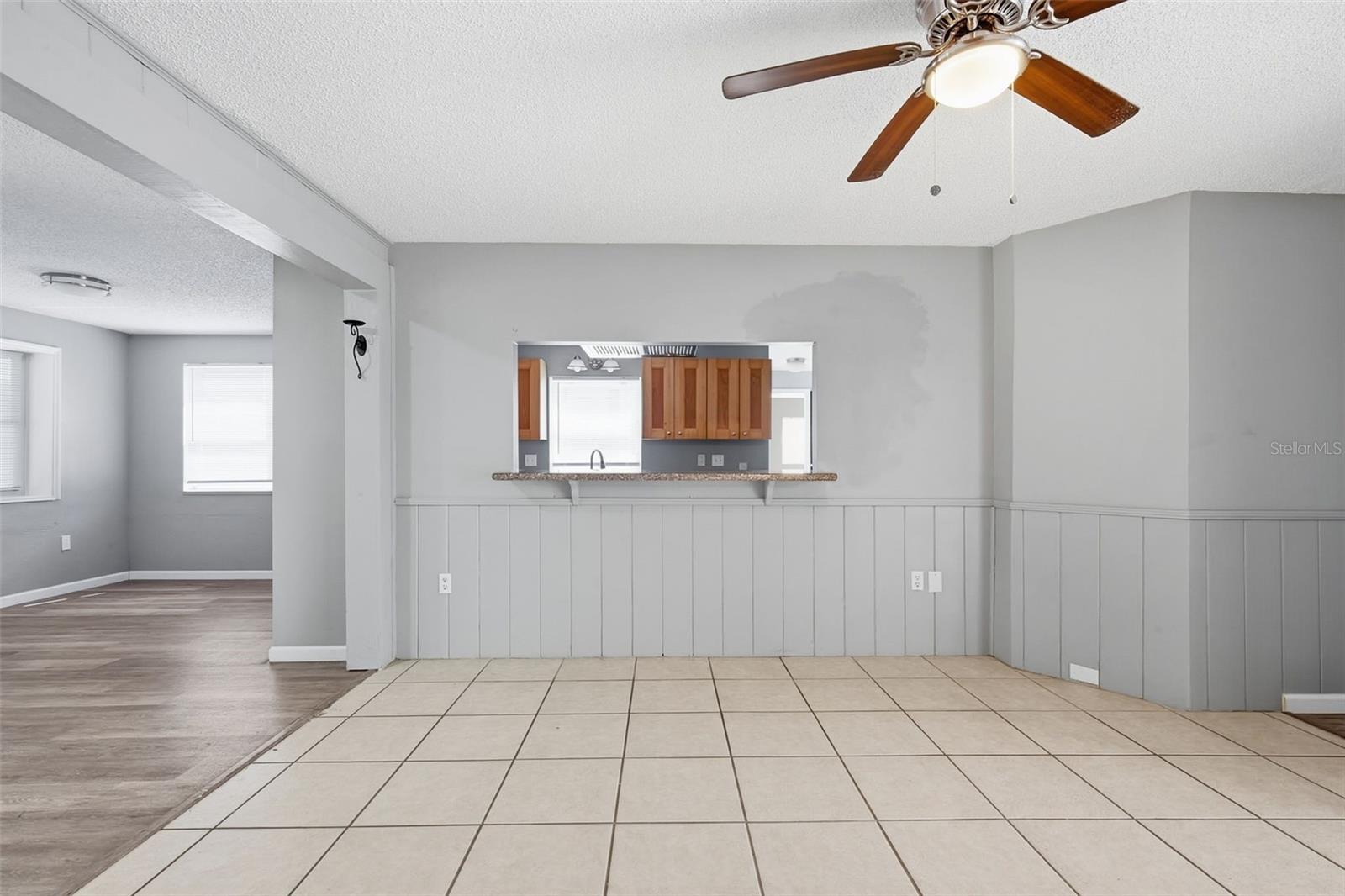 7010 SOUTHWIND DR — photo 12