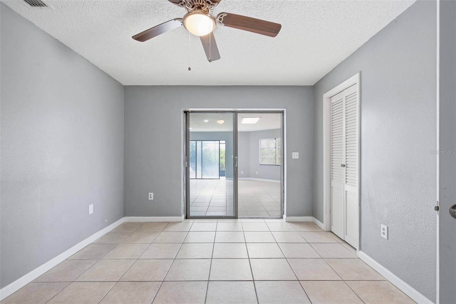 7010 SOUTHWIND DR — photo 22