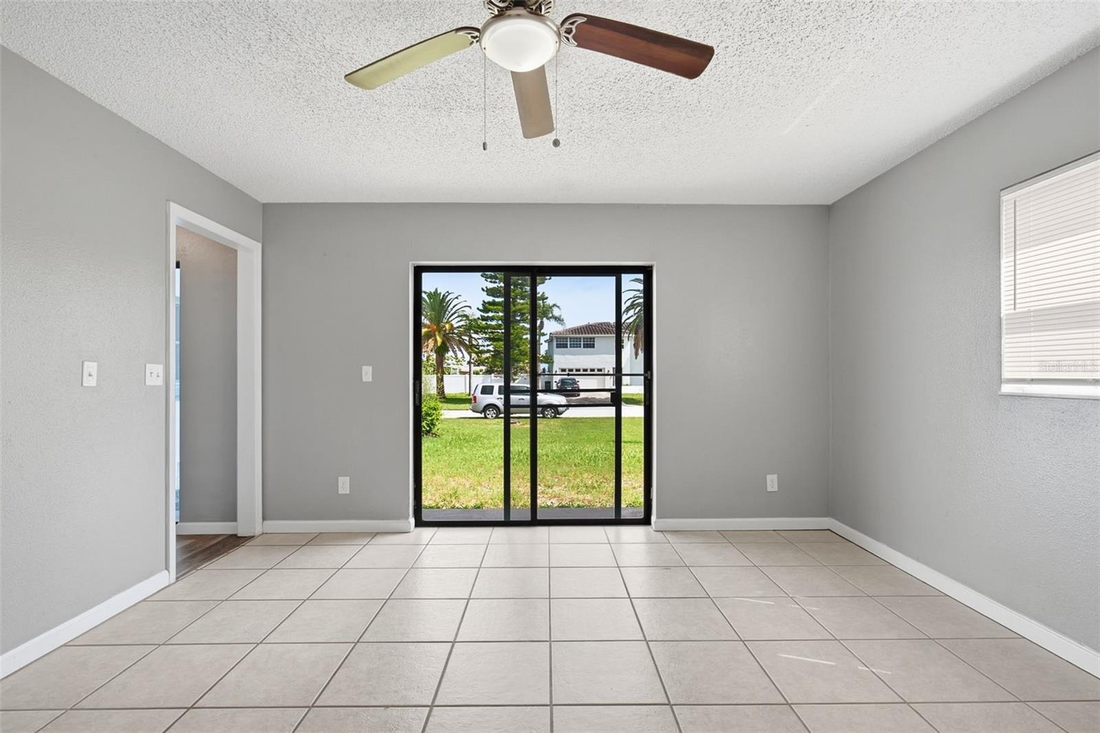 7010 SOUTHWIND DR — photo 25