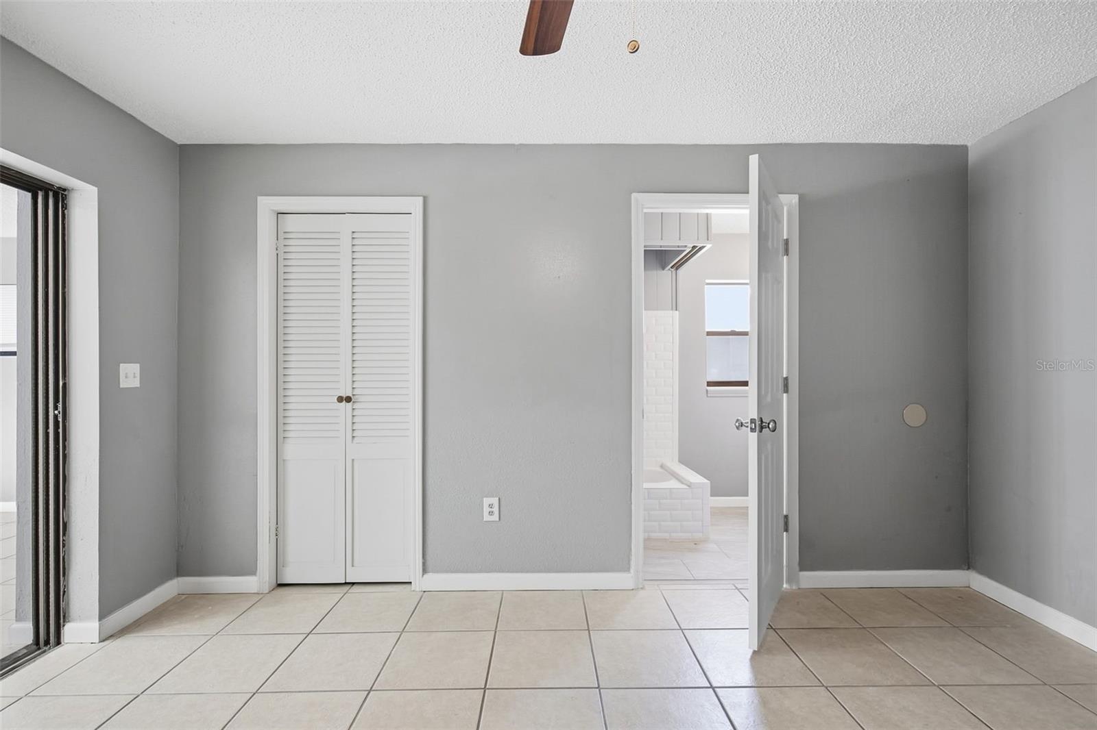 7010 SOUTHWIND DR — photo 23