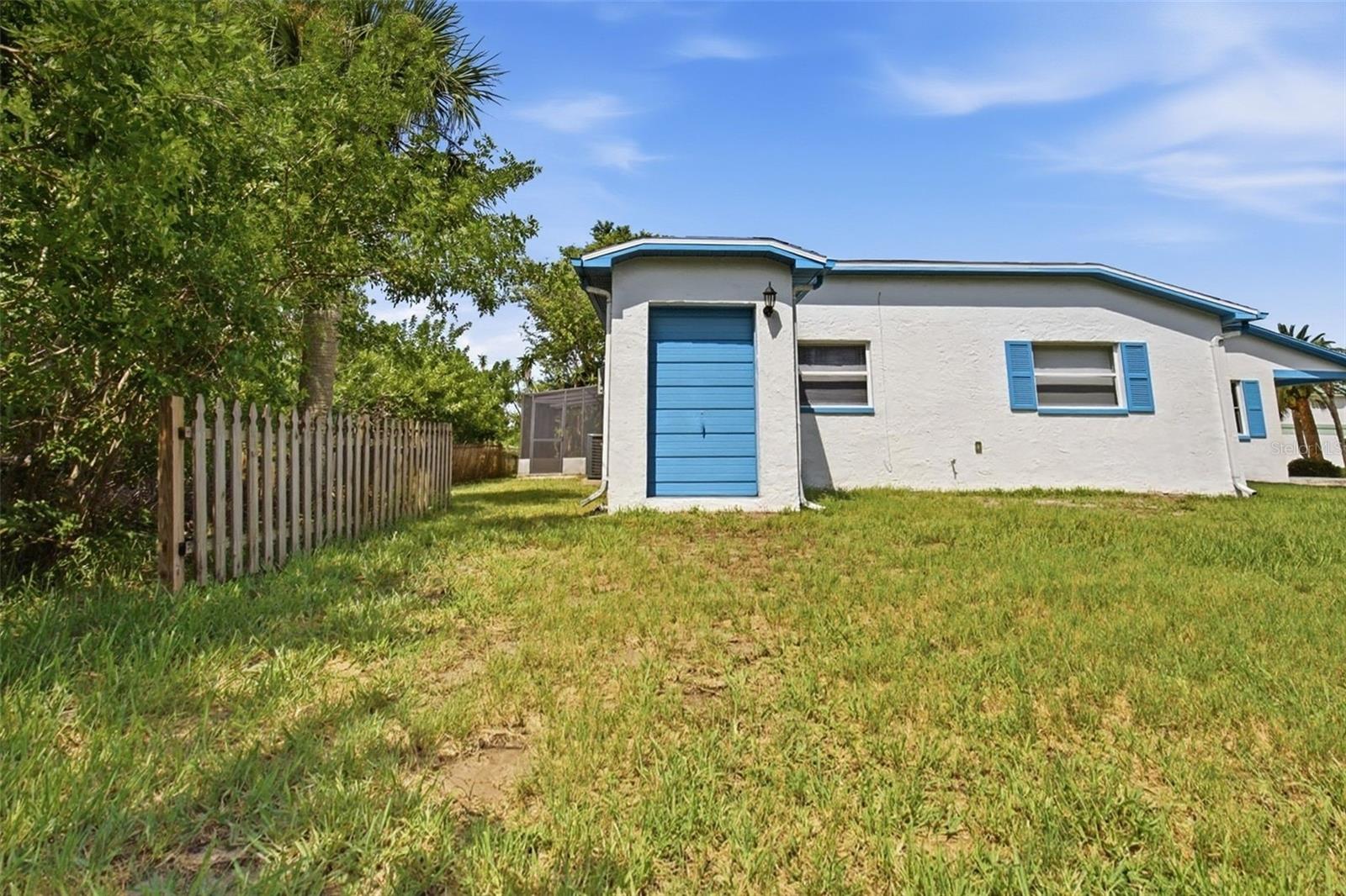 7010 SOUTHWIND DR — photo 37