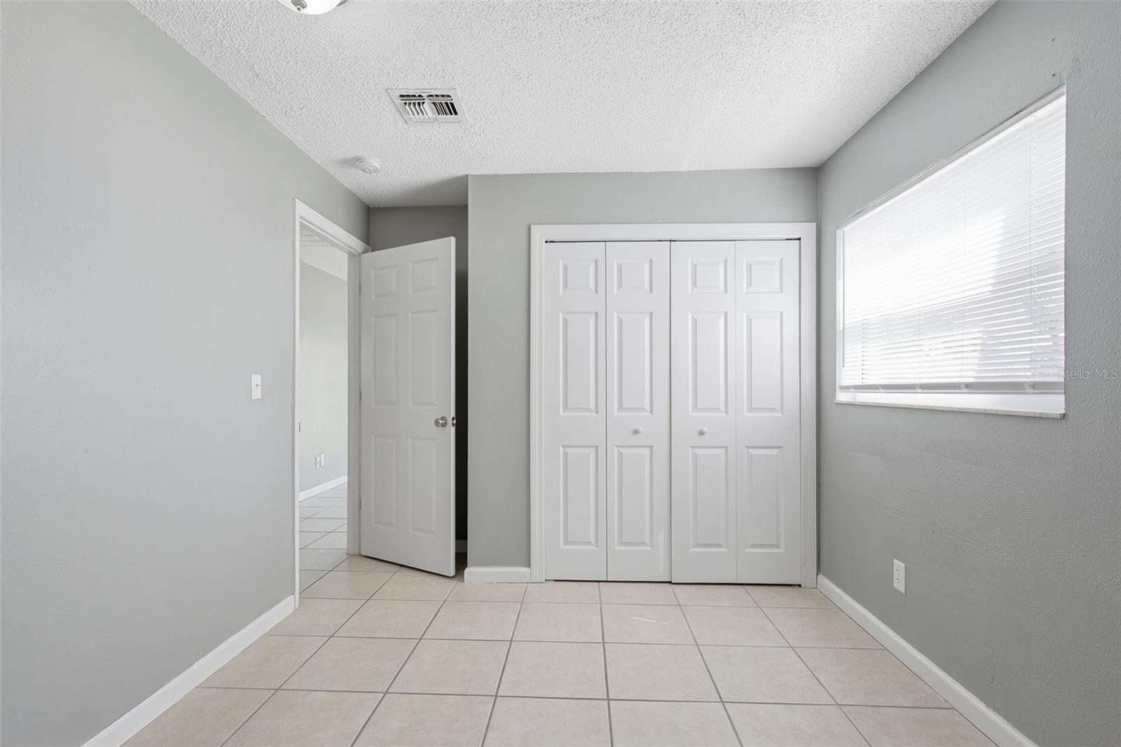7010 SOUTHWIND DR — photo 31