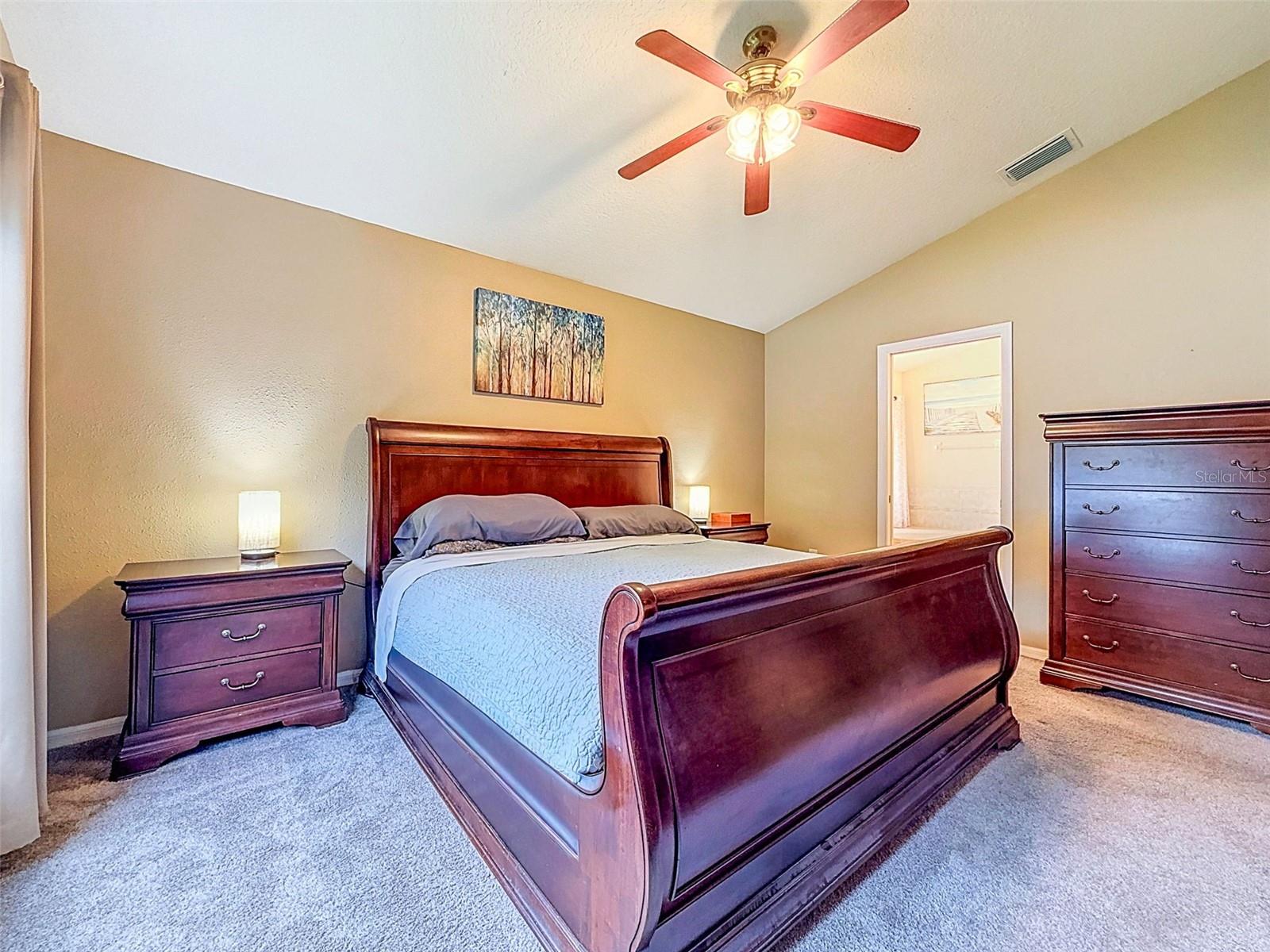 5720 HAWKLAKE RD — photo 34