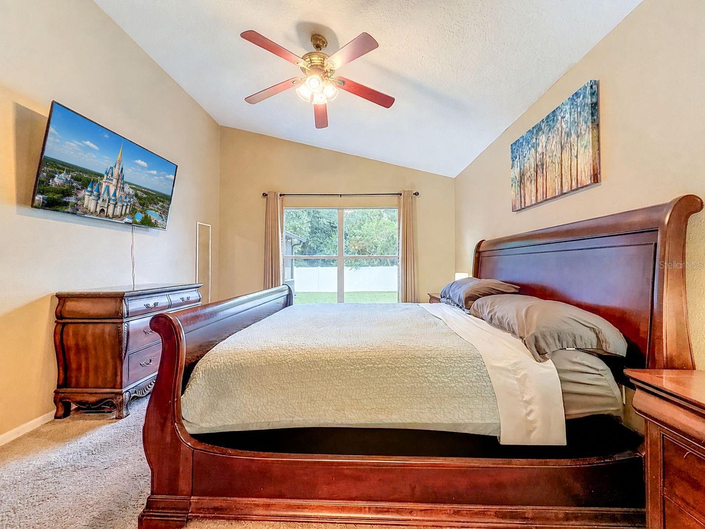 5720 HAWKLAKE RD — photo 33