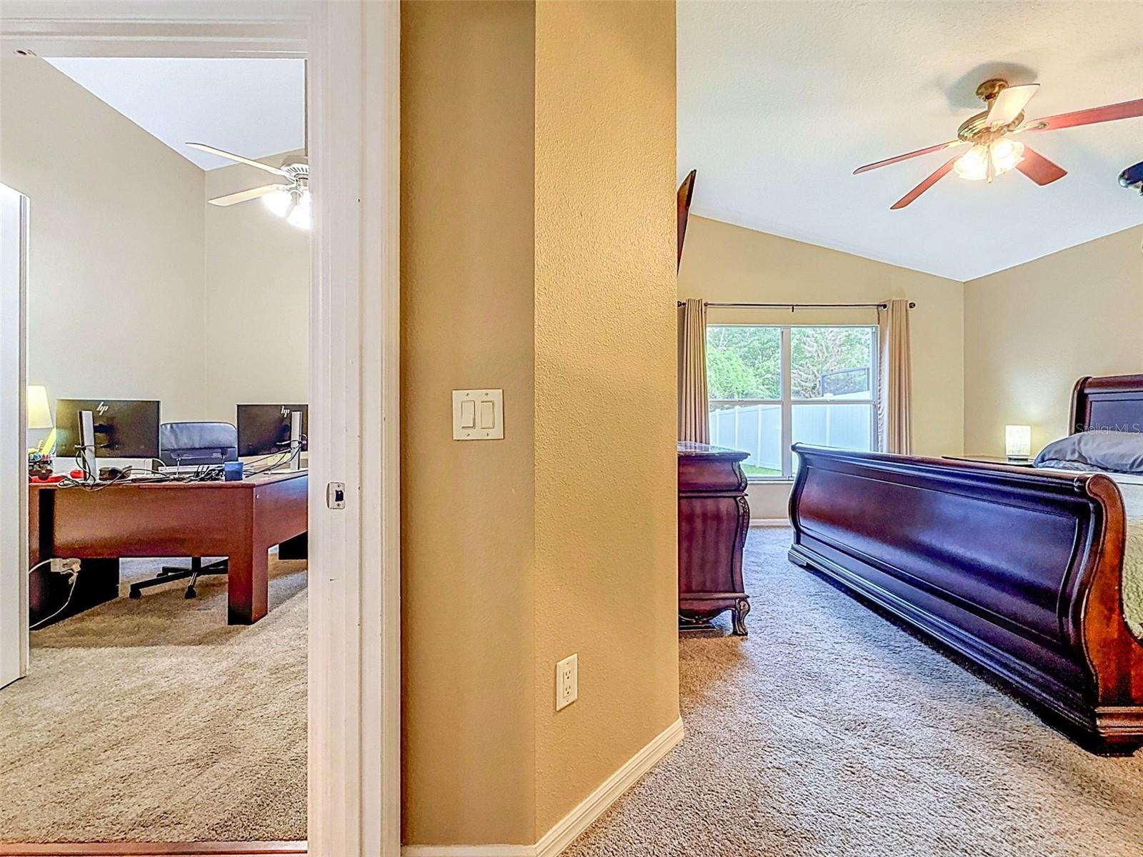 5720 HAWKLAKE RD — photo 44